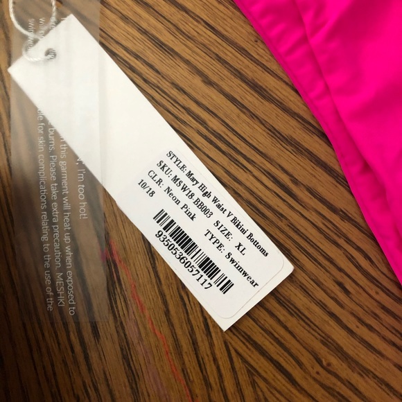 Meshki NWT high cut swim bottoms - Picture 3 of 5